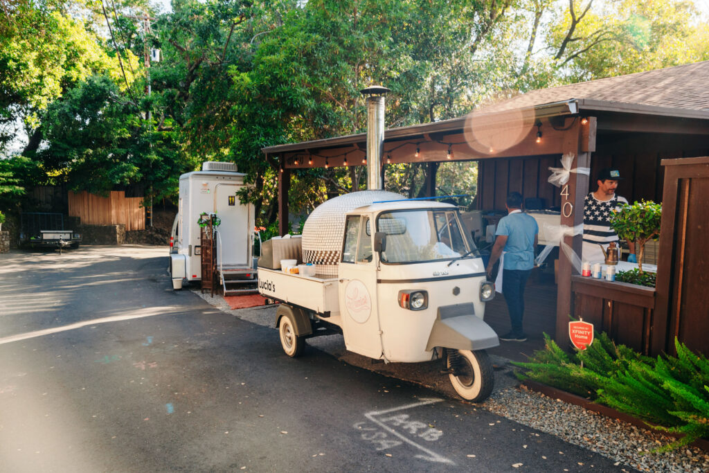 Backyard wedding memphis
